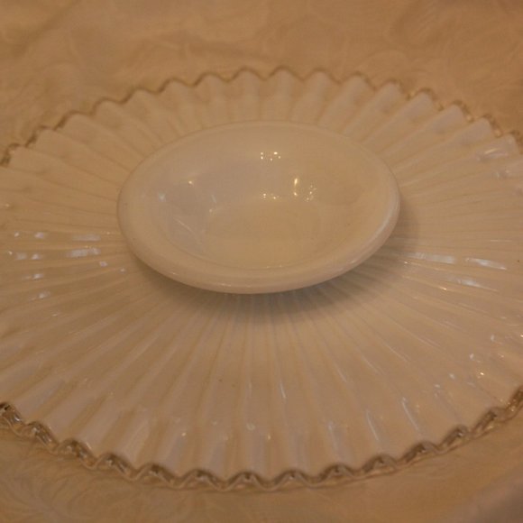 Fenton 12" Milk Glass Pedestal Cake Stand Server - Picture 3 of 4